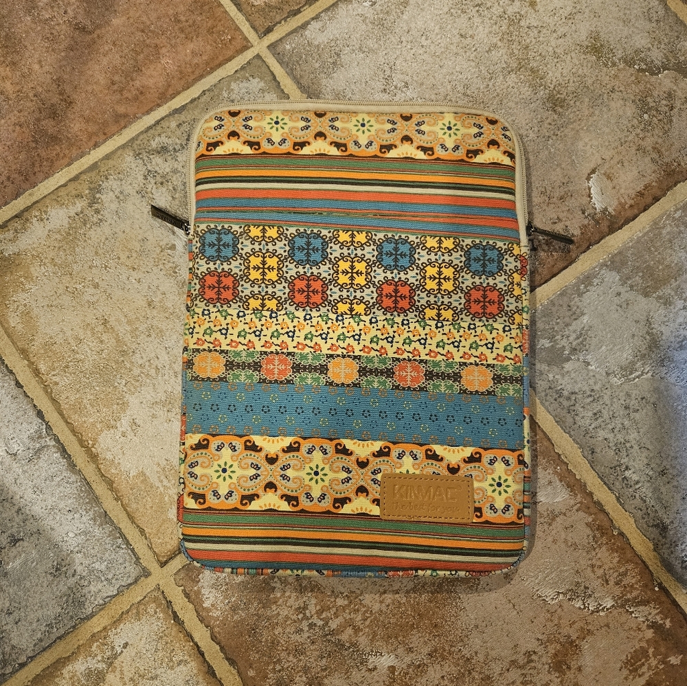 KINMAE TABLET HOLDER IN AMAZING CONDITION